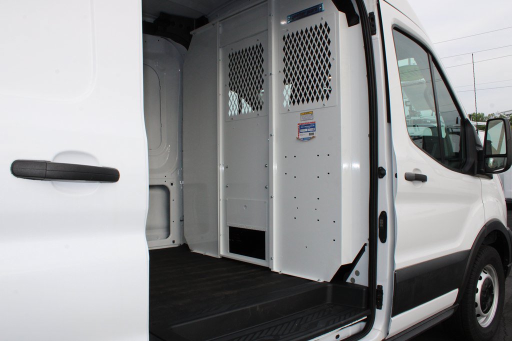Used 2024 Ford Transit 250 148 Medium Roof RWD image 9