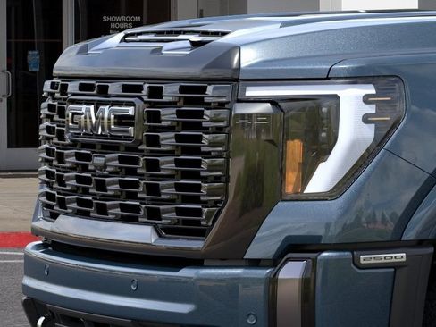 New 2026 GMC Sierra 2500 Denali Ultimate w/ LPO, Black Badging Package AWD/4WD image 38