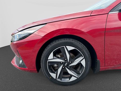 Certified 2023 Hyundai Elantra Limited image 14