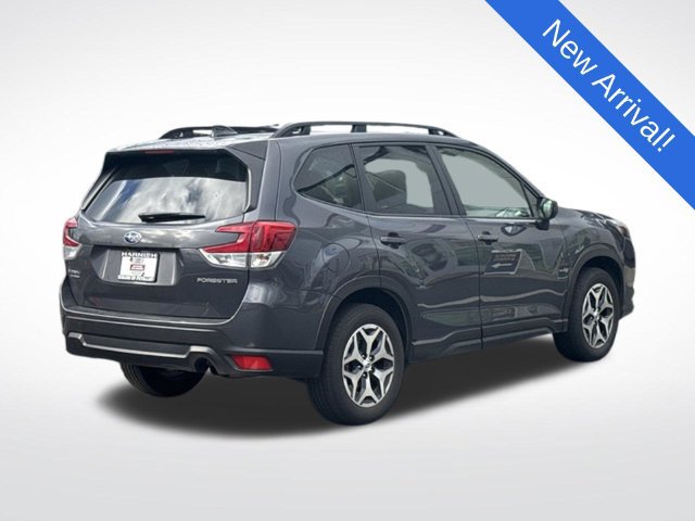 Used 2024 Subaru Forester Premium AWD/4WD image 7