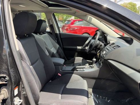 Used 2011 MAZDA MAZDA3 s Sport FWD image 25