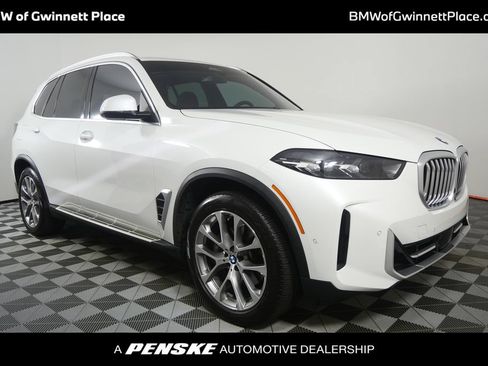 Used 2024 BMW X5 sDrive40i w/ Parking Assistance Package RWD image 1