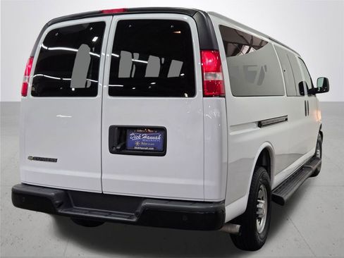 Used 2023 Chevrolet Express 3500 LS RWD image 10
