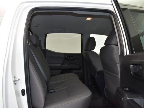 Used 2022 Toyota Tacoma SR w/ SR Convenience Package RWD image 20
