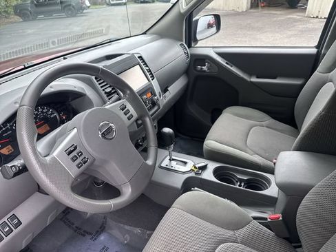 Used 2020 Nissan Frontier SV AWD/4WD image 16