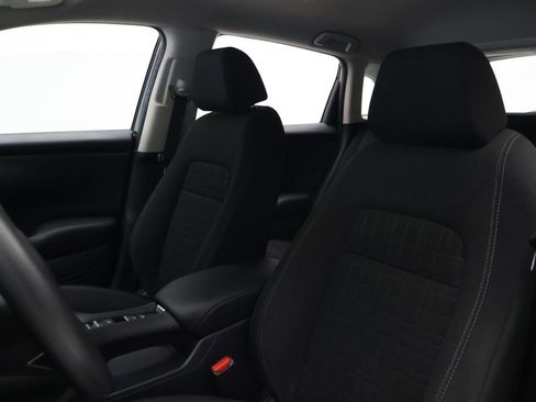Used 2025 Honda HR-V LX image 13