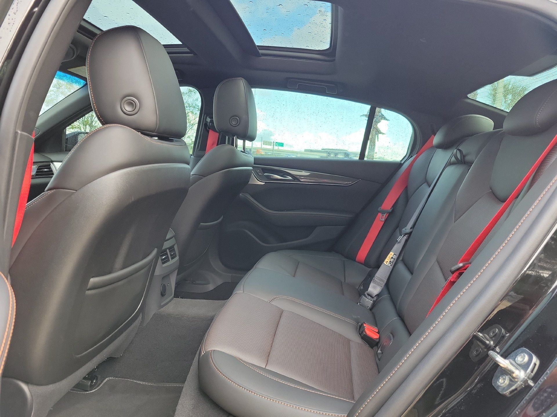 Used 2022 Cadillac CT5 V w/ Premium Package RWD image 18