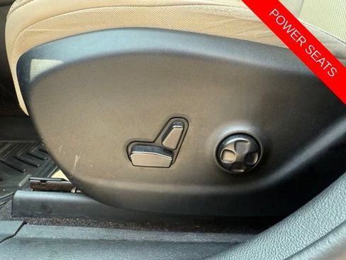 Used 2018 Jeep Cherokee Limited w/ Luxury Group AWD/4WD image 45
