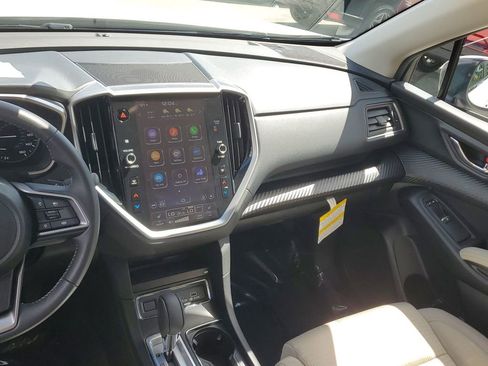 Used 2025 Subaru Ascent Premium image 19