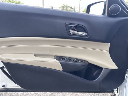 Used 2017 Acura ILX FWD image 29