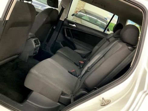 Used 2021 Volkswagen Tiguan S image 12