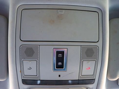 Used 2018 Land Rover Discovery Sport HSE image 42