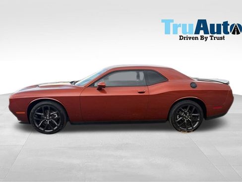 Used 2023 Dodge Challenger SXT w/ Blacktop Package RWD image 4