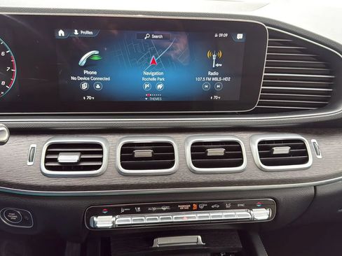 Used 2021 Mercedes-Benz GLE 350 4MATIC image 17