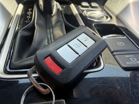 Used 2023 Mitsubishi Eclipse Cross SEL AWD/4WD image 43