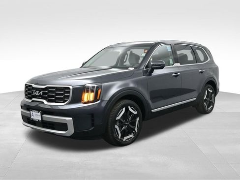 Used 2024 Kia Telluride S w/ S Sunroof Package AWD/4WD image 1