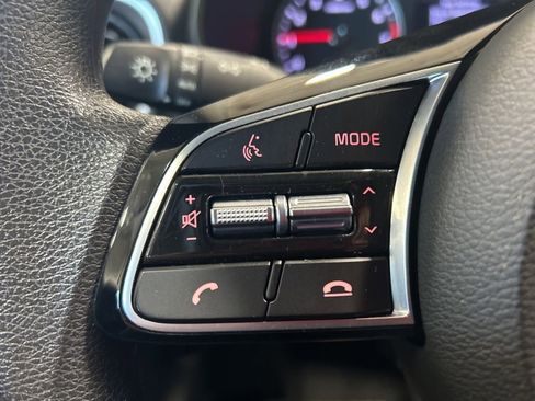 Certified 2020 Kia Forte LXS image 14