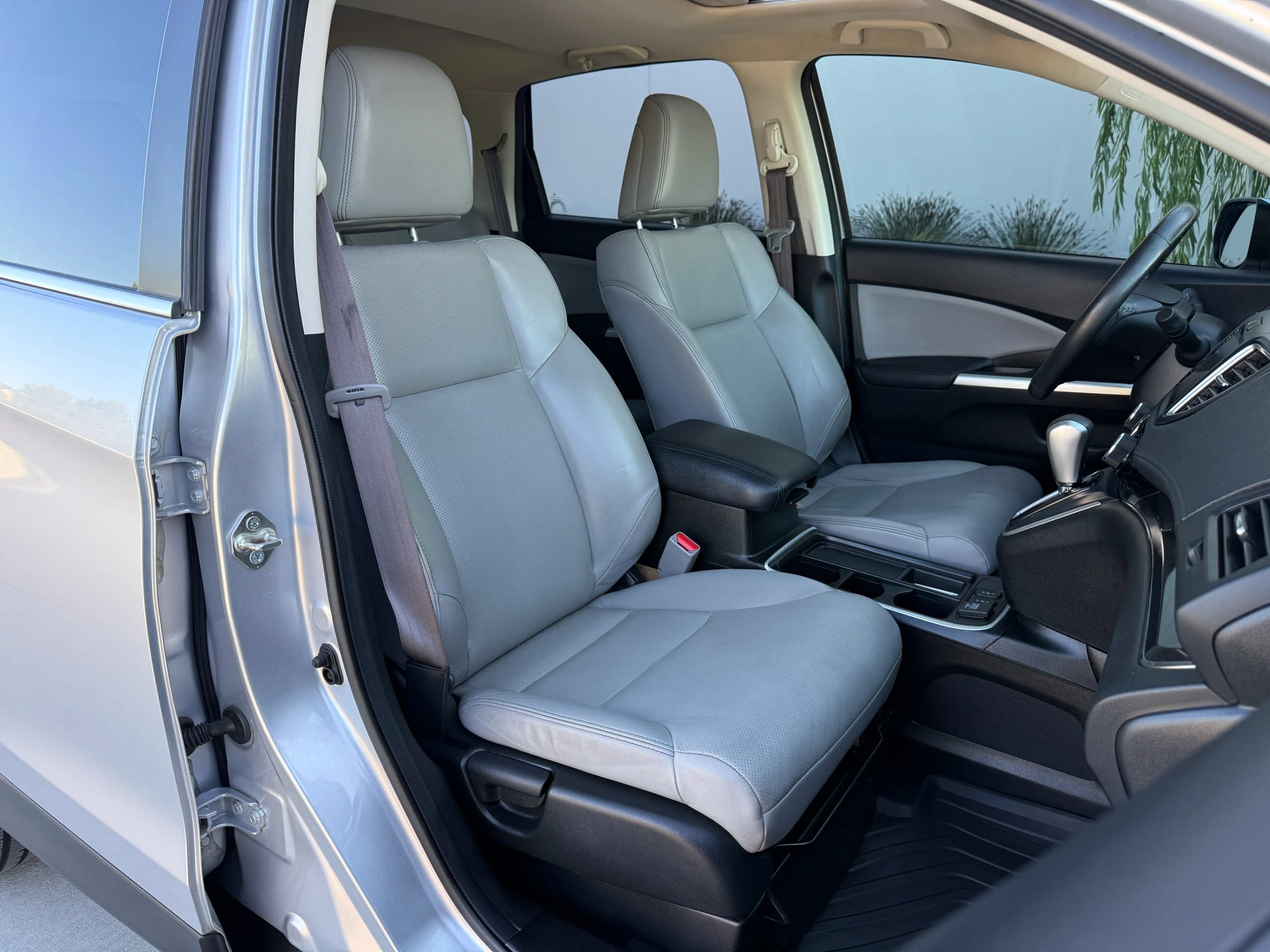 Used 2015 Honda CR-V EX-L image 16