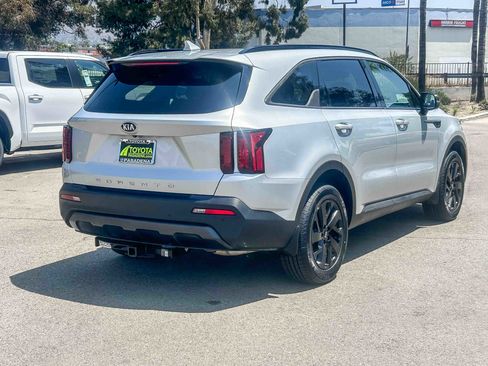 Used 2021 Kia Sorento S w/ Panoramic Sunroof Package AWD/4WD image 6