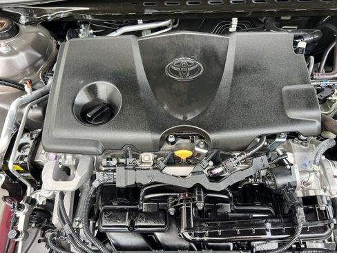 Used 2024 Toyota Camry SE image 34