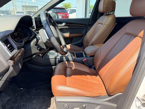 Used 2018 Audi Q5 2.0T Premium Plus w/ Premium Plus Package AWD/4WD image 4
