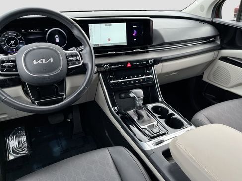 Certified 2023 Kia Carnival SX image 22
