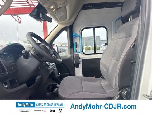 New 2024 RAM ProMaster 3500 w/ Delivery Van Package FWD image 4