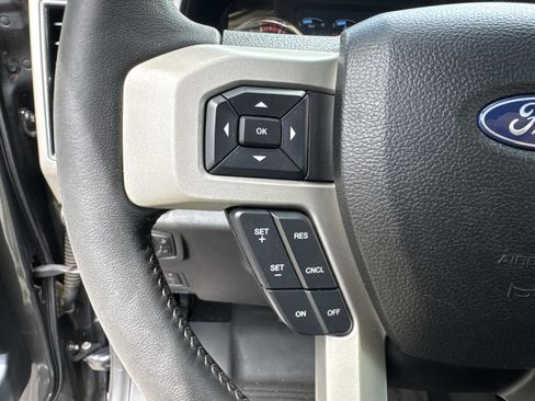 Used 2019 Ford F350 Lariat w/ Lariat Ultimate Package AWD/4WD image 30