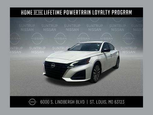 Used 2025 Nissan Altima 2.5 SV FWD image 1