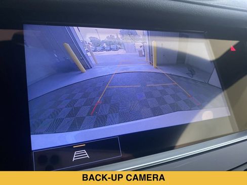 Certified 2023 Cadillac XT5 Premium Luxury FWD image 7