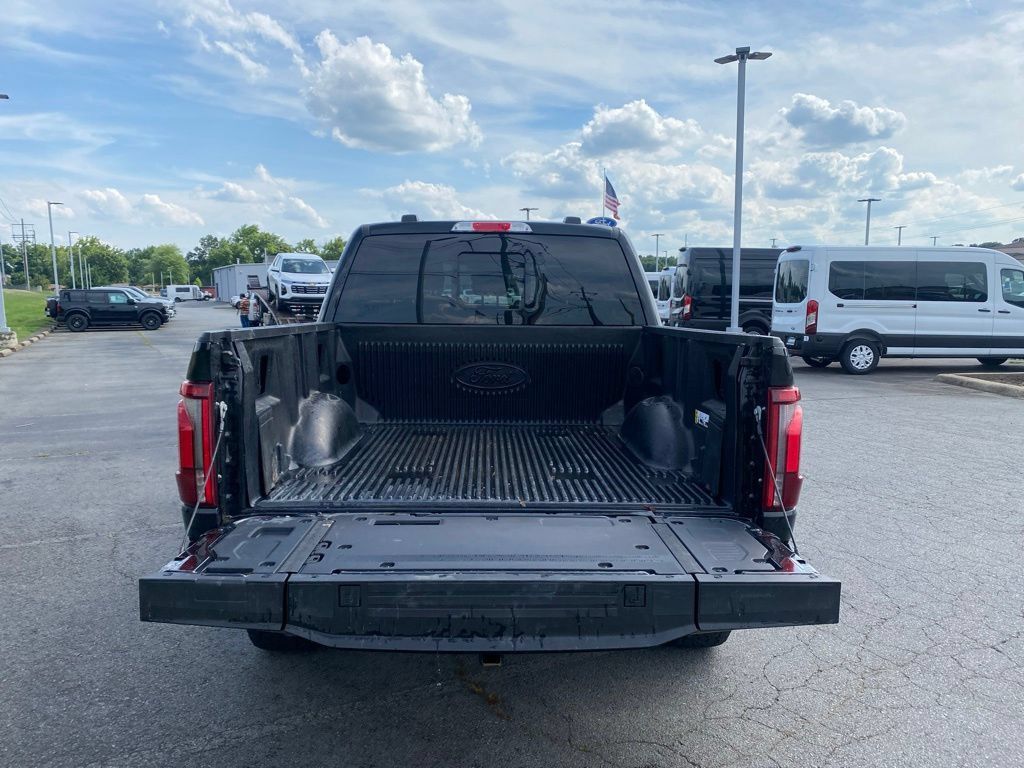 Used 2025 Ford F150 King Ranch AWD/4WD image 9