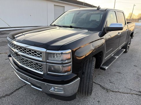 Used 2015 Chevrolet Silverado 1500 LTZ w/ LTZ Plus Package image 13