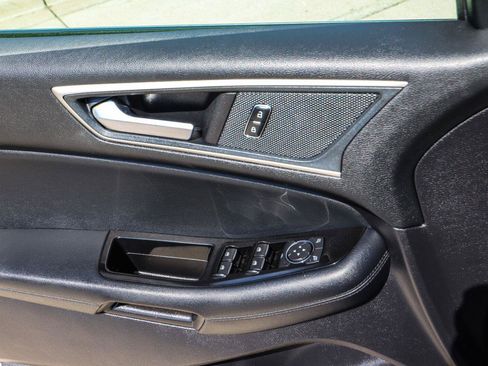 Used 2019 Ford Edge SEL w/ Equipment Group 201A AWD/4WD image 33