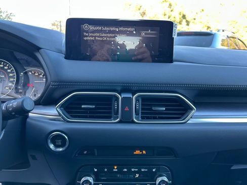 New 2025 MAZDA CX-5 AWD 2.5 S w/ Premium Plus Pkg image 19