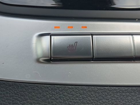 New 2026 Kia Carnival EX FWD image 21
