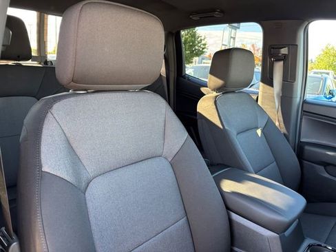 New 2026 Chevrolet Colorado W/T image 30