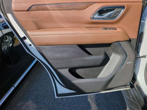 Certified 2024 Chevrolet Tahoe High Country w/ Advanced Technology Package image 22