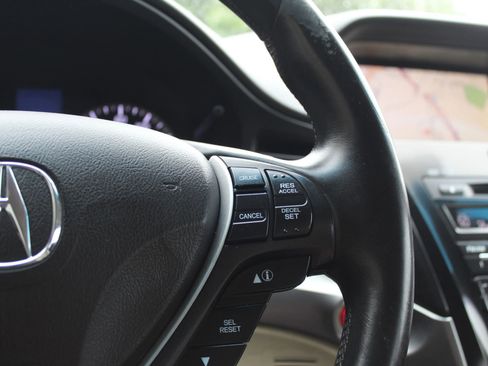 Used 2014 Acura ILX 2.0L Sedan 4D image 26