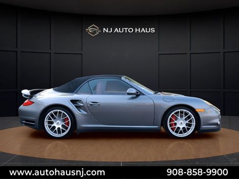 Used 2010 Porsche 911 Turbo AWD/4WD image 24