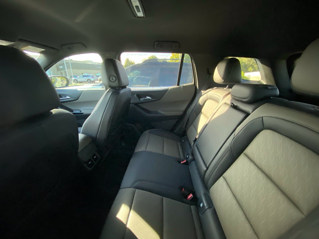 Used 2026 Chevrolet Equinox LT w/ Convenience Package II AWD/4WD image 7