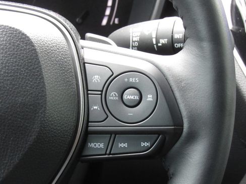 Used 2024 Toyota Corolla Cross AWD Hybrid w/ Convenience Package image 26