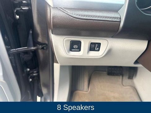 Used 2017 GMC Acadia SLT FWD image 13