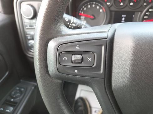 Used 2022 Chevrolet Silverado 1500 Custom Trail Boss w/ LPO, Dark Essentials Package image 11