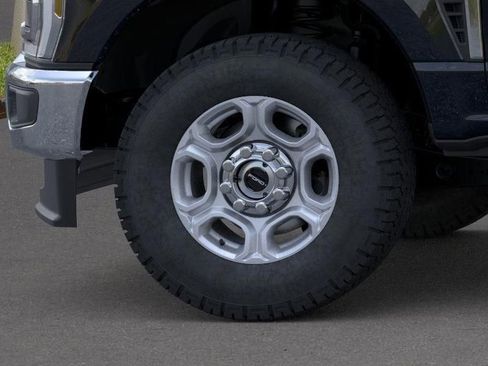 New 2026 Ford F250 XLT w/ XLT Premium Package image 19