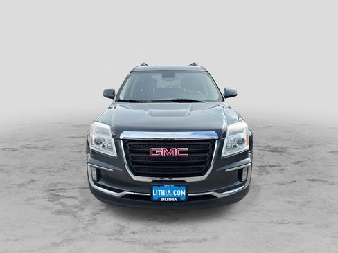 Used 2017 GMC Terrain SLE w/ Convenience Package image 3