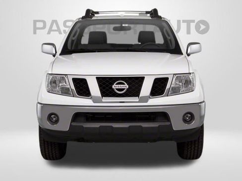 Used 2010 Nissan Frontier LE w/ LE Value Truck Pkg AWD/4WD image 5