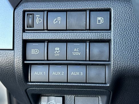 New 2025 Toyota Tacoma TRD Off-Road image 29