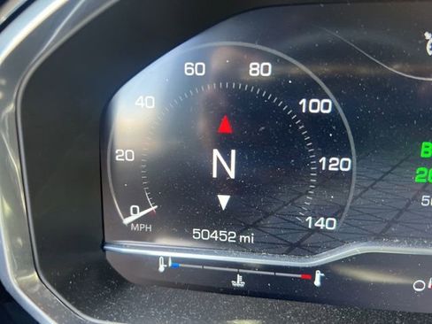 Used 2023 GMC Sierra 1500 Elevation AWD/4WD image 10