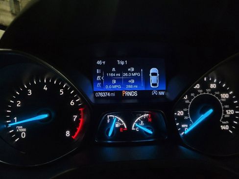 Used 2019 Ford Escape SE image 23