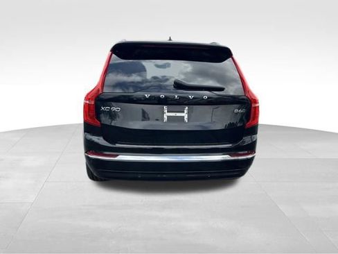 Used 2024 Volvo XC90 B6 Ultimate w/ Protection Package Premier AWD/4WD image 6